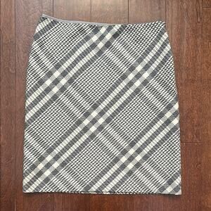 Ann Taylor White & Gray Wool Blend Skirt Knee-Length Academia Workwear, Size 6